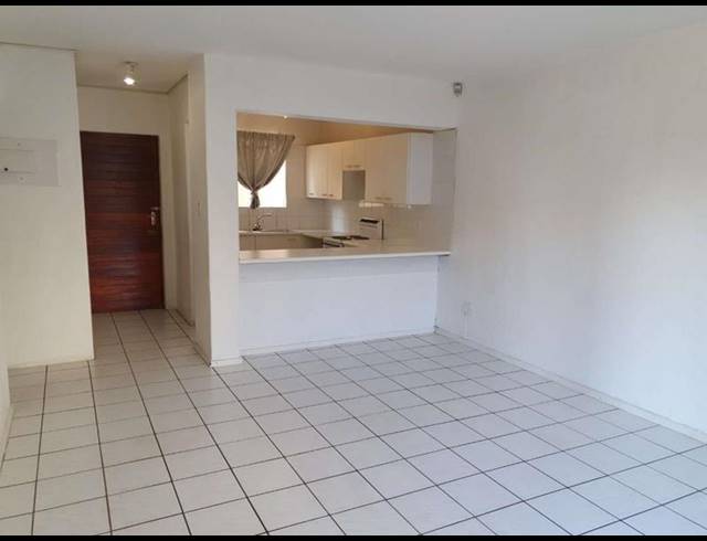 2 BEDROOM TOWNHOUSE FOR SALE IN MULBARTON